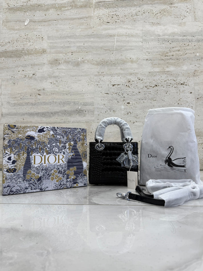 Christian dior Lady Dior Bag ( PINK )